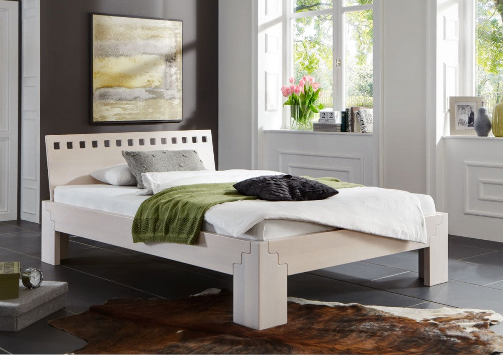 Bett Stella Buche massiv weiß lasiert metallfreies Stecksystem